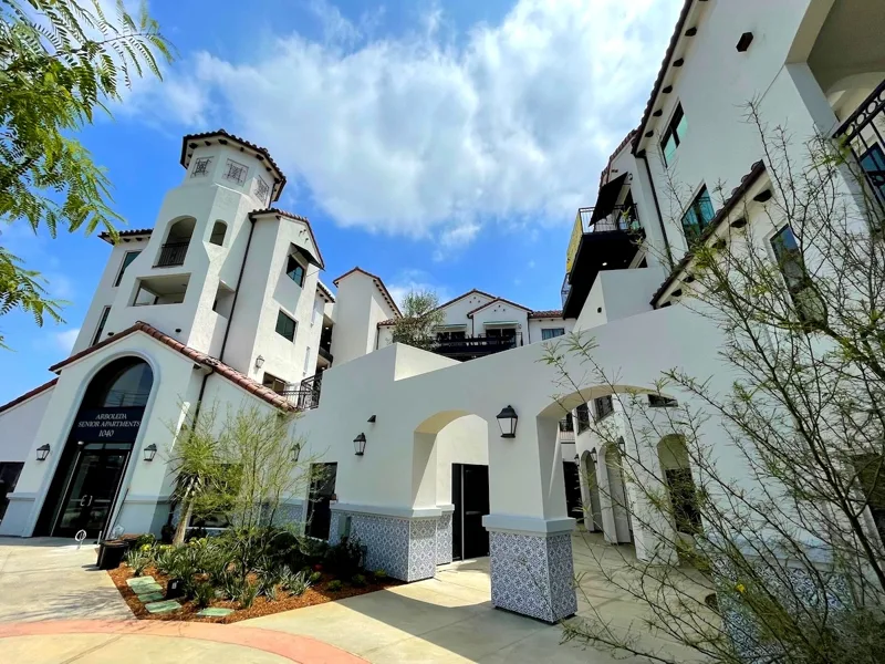 Arboleda Apartments — view 3