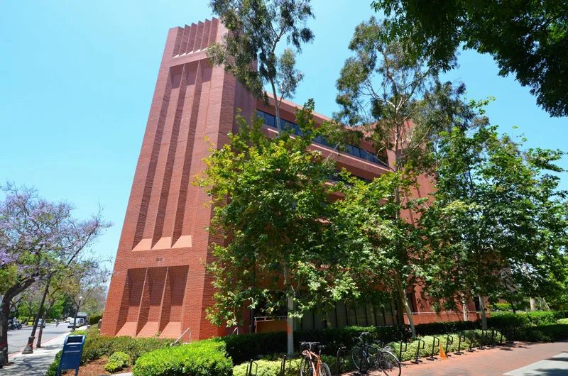 Hedco Neurosciences Building (HNB), University of Southern California, Los Angeles, CA