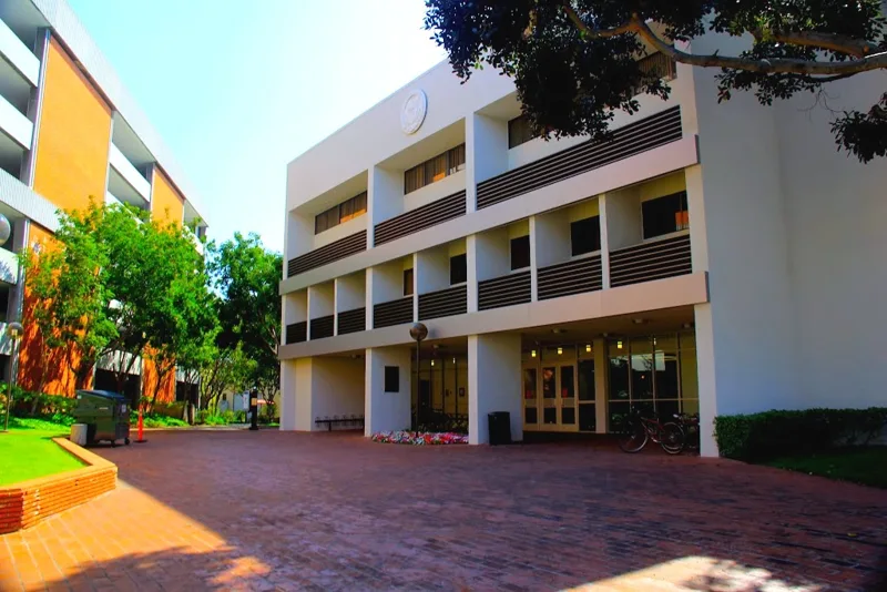 Denney Research Center (DRB), University of Southern California, Los Angeles, CA